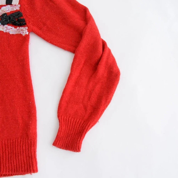 Vintage L.L. European Red with Black & White Beaded V-neck Knit Sweater Size 38 - Picture 5 of 12